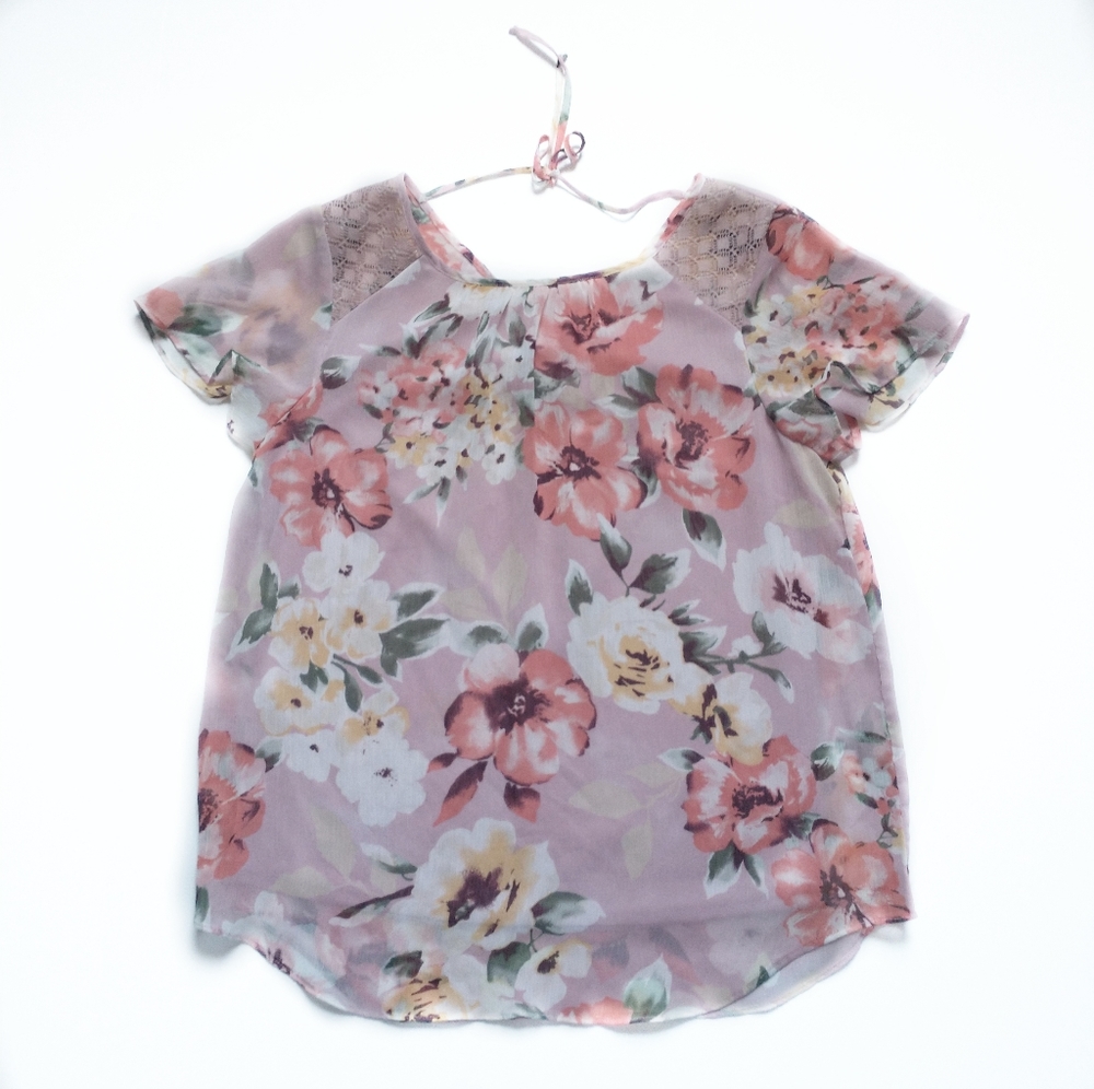 Short-Sleeve Floral Blouse